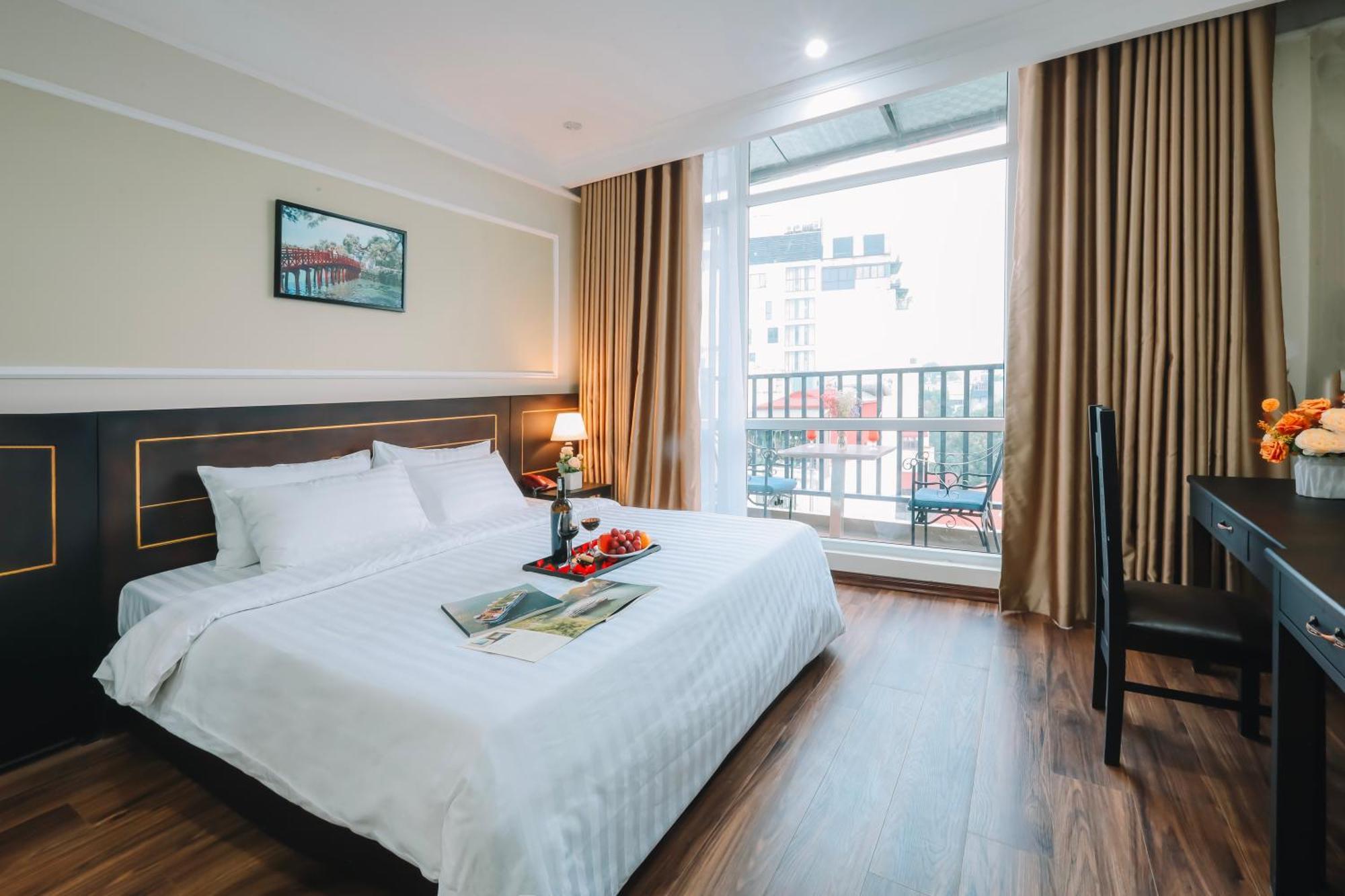 Ha Noi Lake View Hotel & Travel Hanoi Exterior photo