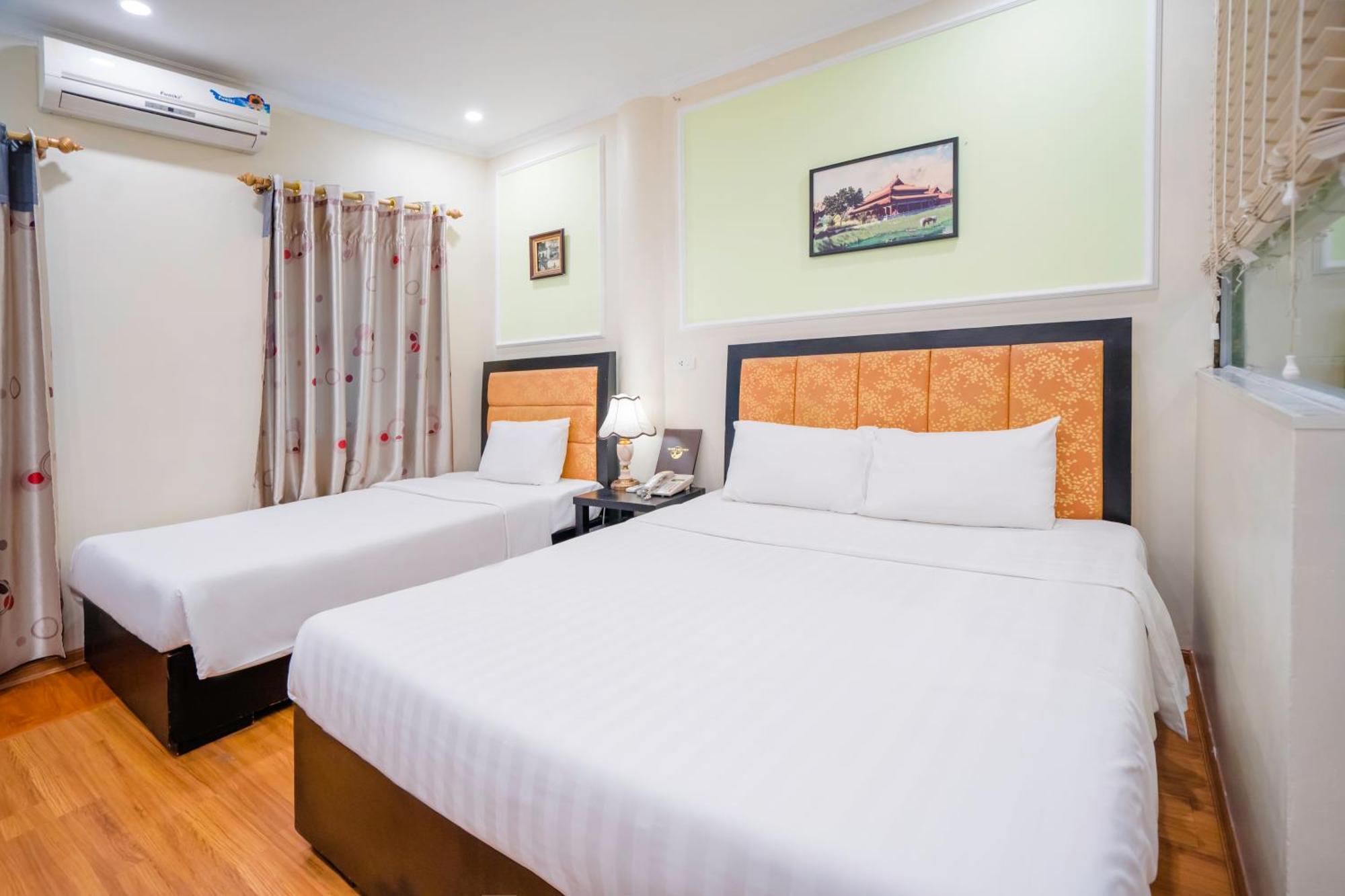 Ha Noi Lake View Hotel & Travel Hanoi Exterior photo