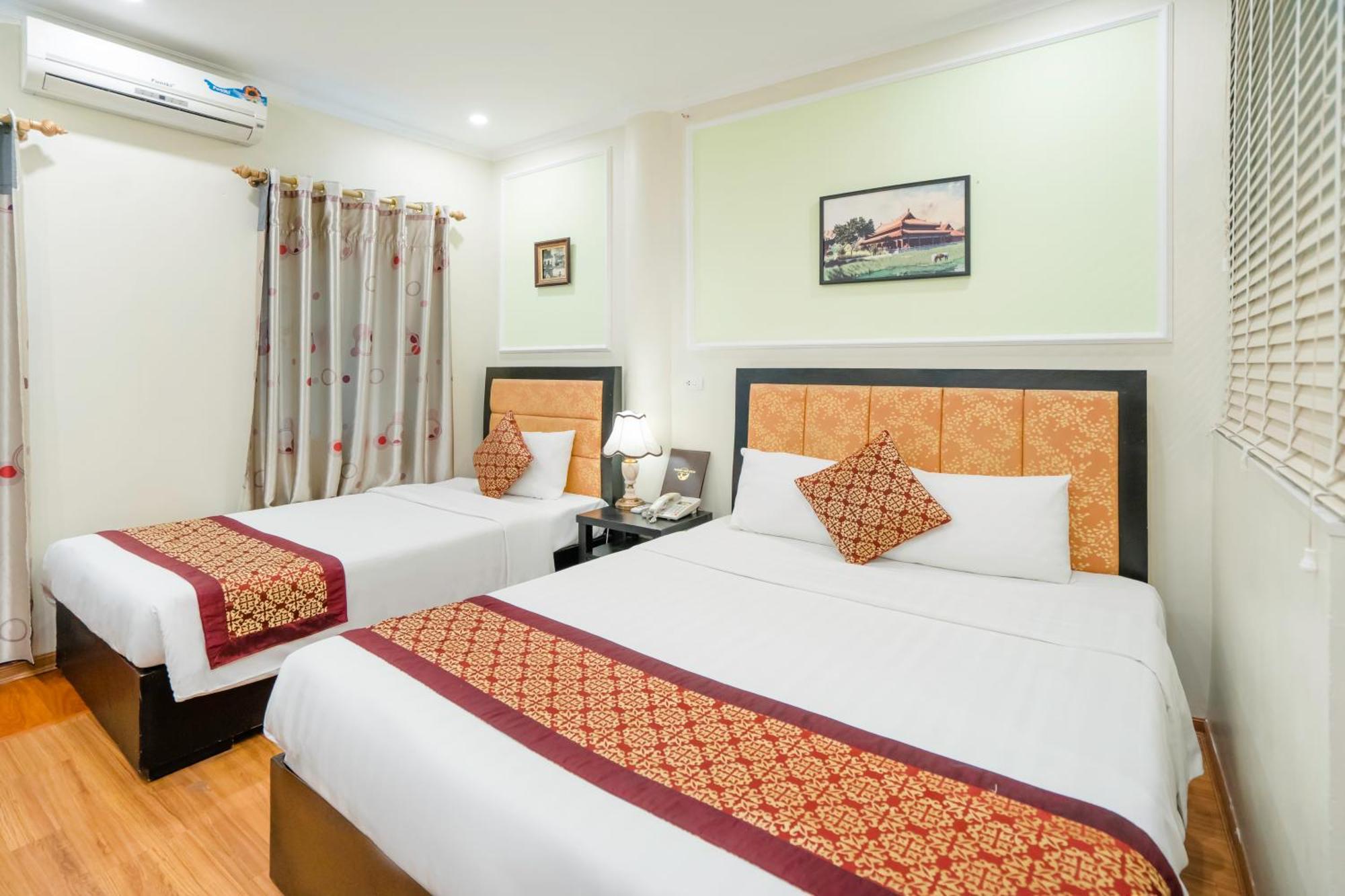 Ha Noi Lake View Hotel & Travel Hanoi Exterior photo
