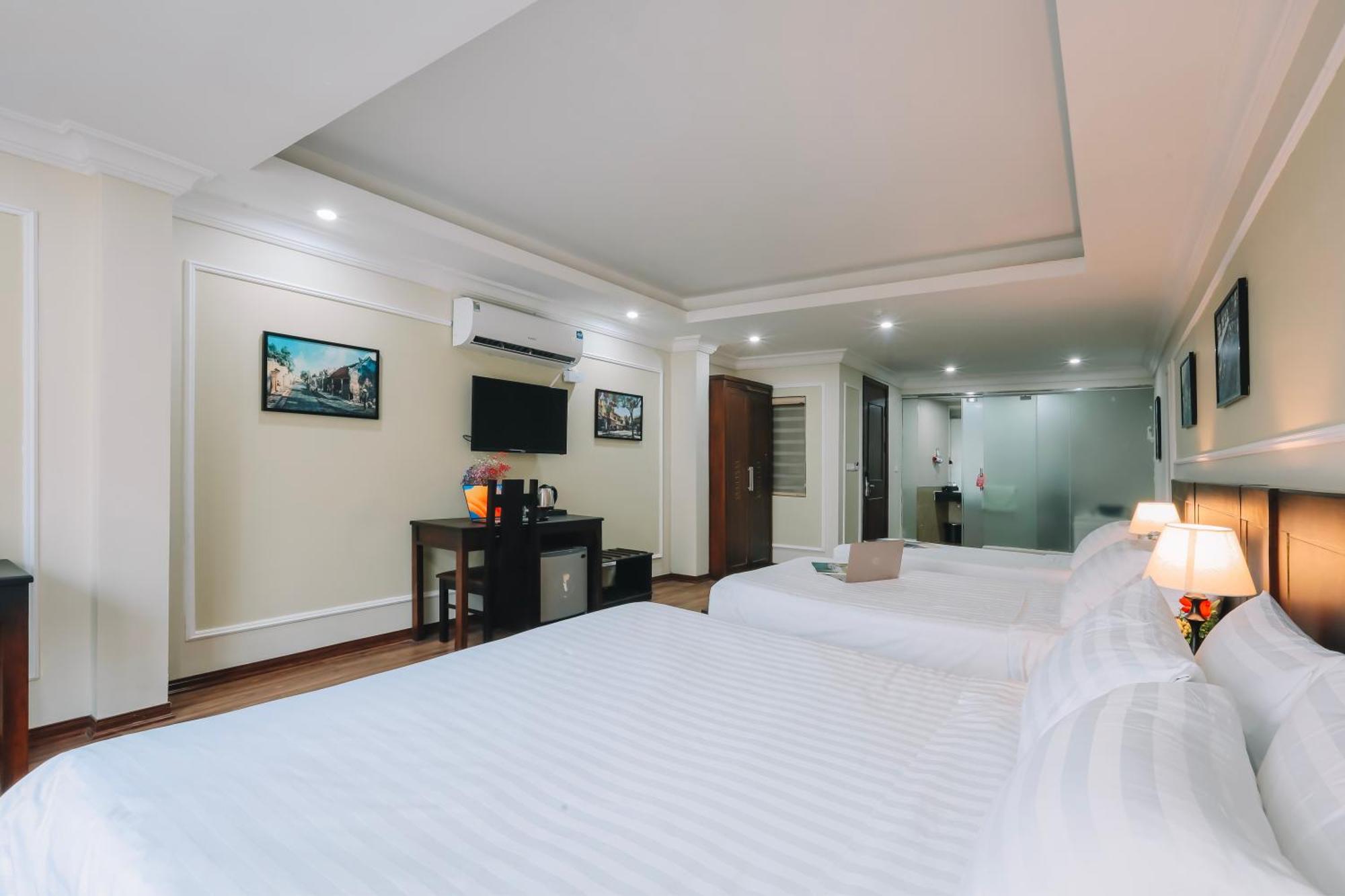 Ha Noi Lake View Hotel & Travel Hanoi Exterior photo